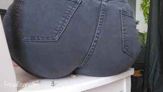 Unaware Giantess Sits On Tinies Then Eats You Alive