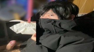 Masturbation at the end of the part -time job is a comfortable 30 -year -old male ejaculation