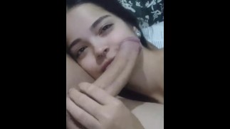 Submissive wife Debora Prado gives blowjob every day and night before going to bed